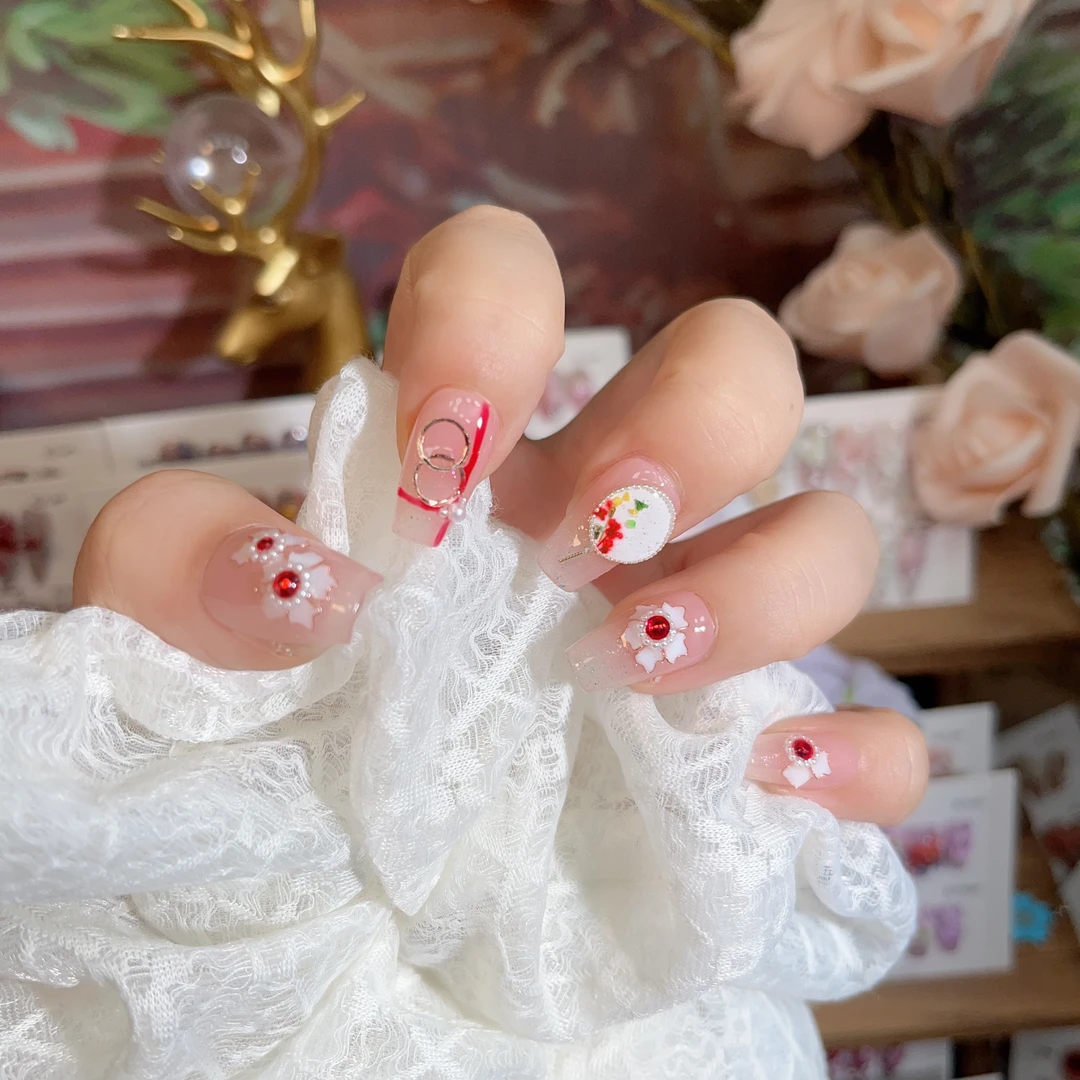 薯你靓【LV004】薯你靓品牌原创设计 纯手工雕花穿戴甲可爱