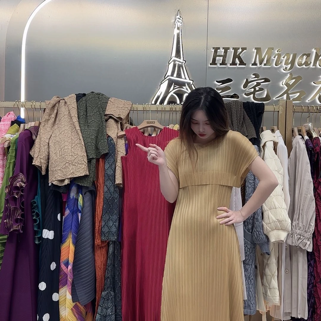 套头款拼接连衣裙