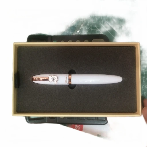毕加索PS-922精典泰迪系列铱金笔（精典白）