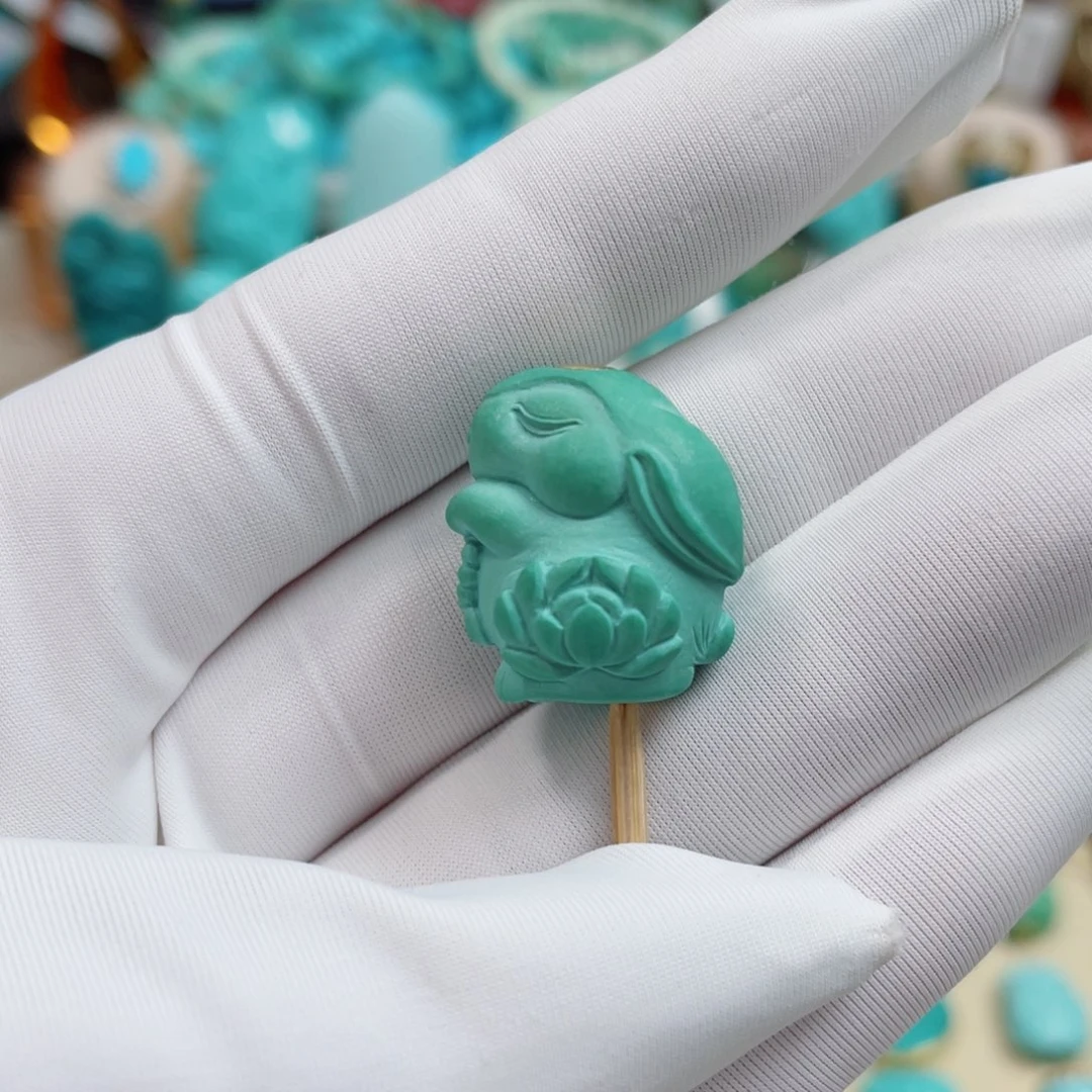 绿松石未镶嵌珠宝奇石