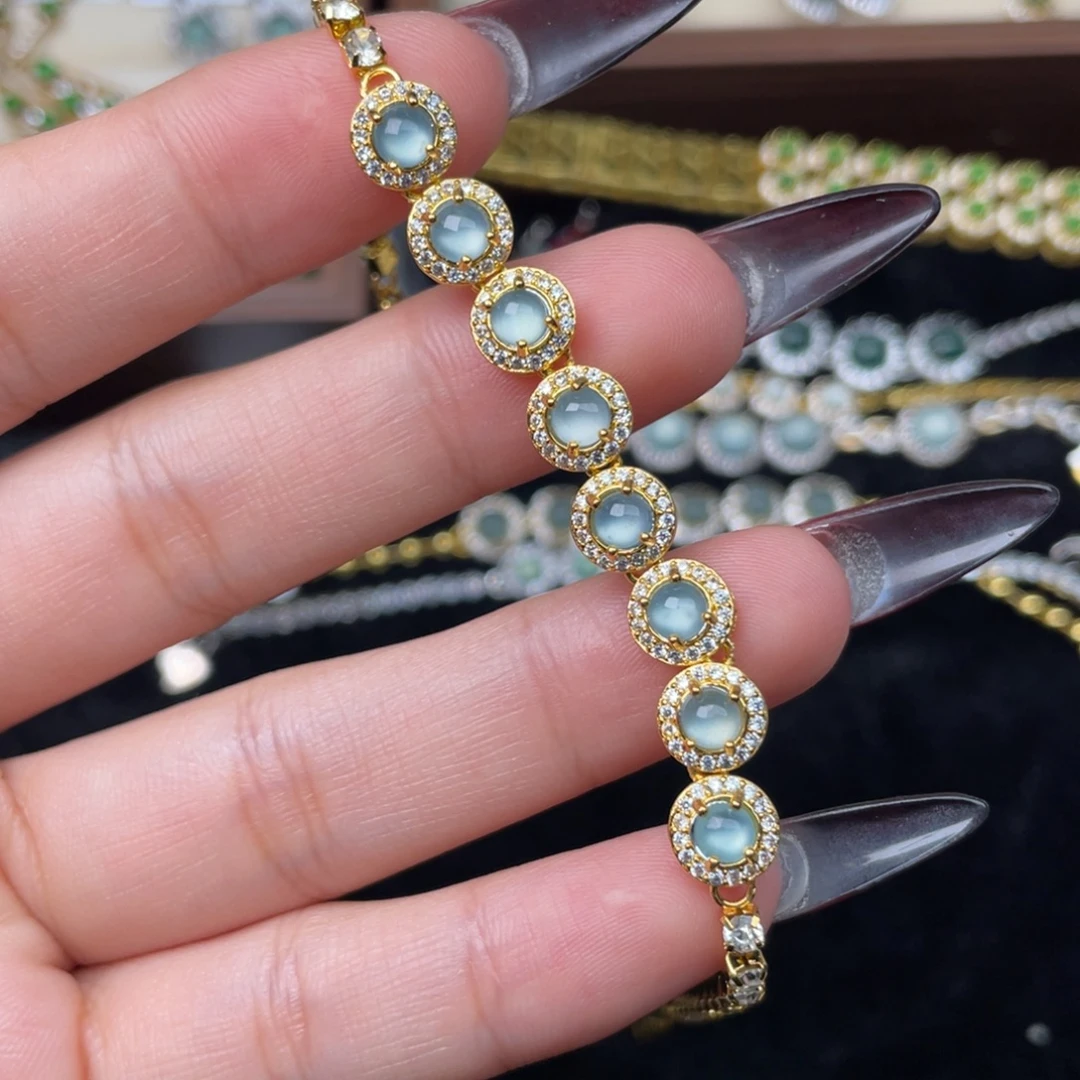 翡翠合金颈饰翡翠