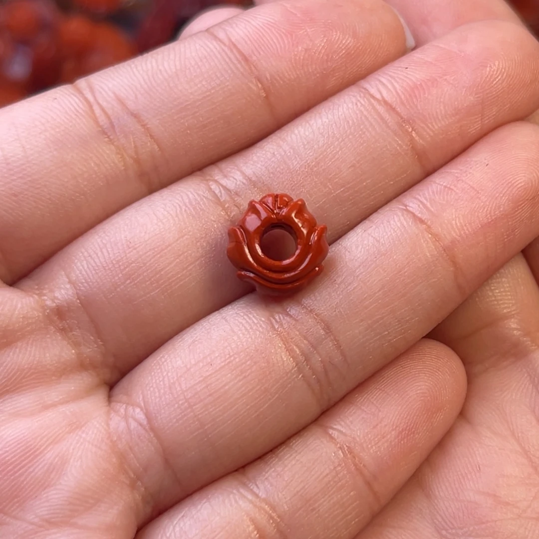 南红玛瑙未镶嵌川料瓦西莲花背云11✖️6mm尺寸