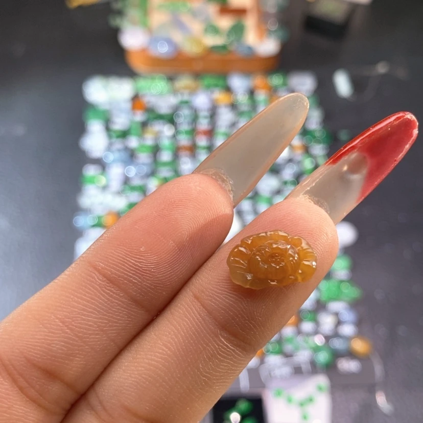 【闪购商品】翡翠挂件未镶嵌花