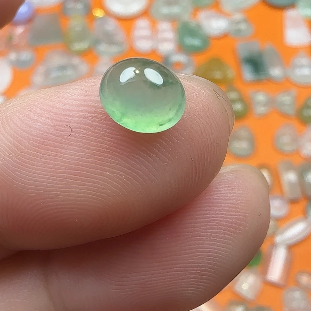 定制翡翠未镶嵌翡翠