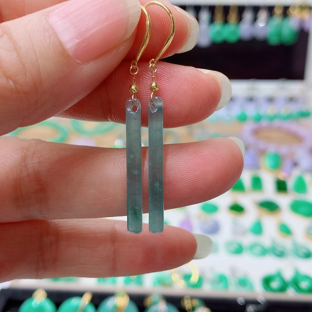 翡翠18K金镶嵌耳饰