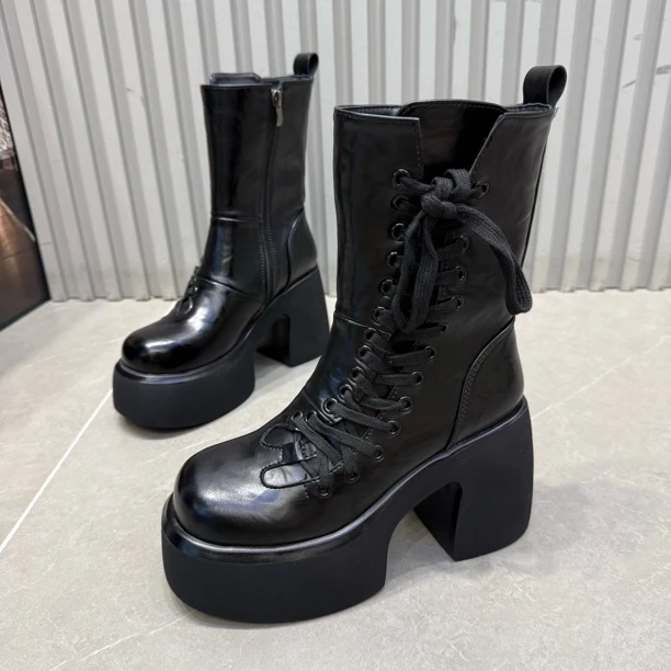 富817-17新款厚底松糕圆头粗跟设计师走秀款时装靴跟高8公分