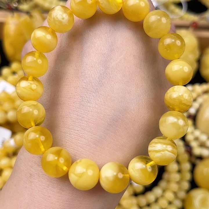 琥珀未镶嵌颈饰琥珀