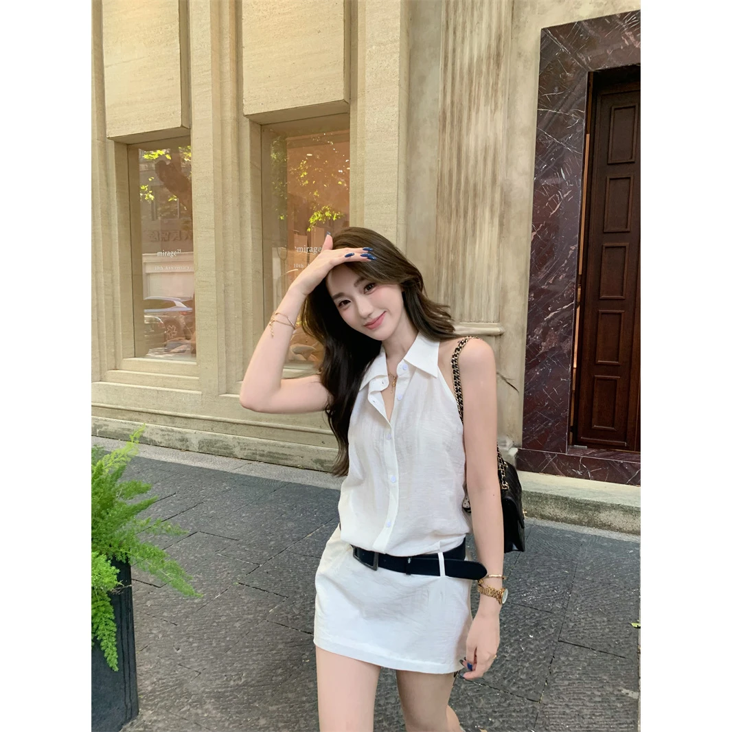 白色polo领无袖衬衫连衣裙女夏季气质显瘦裙子设计感收腰a字短裙