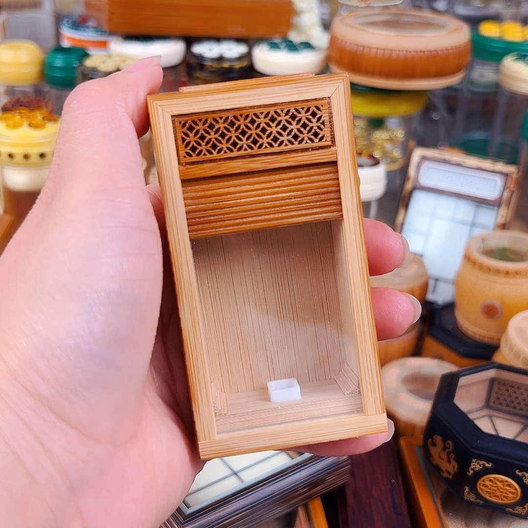卷帘门单格竹林金钟盒配竹蛉