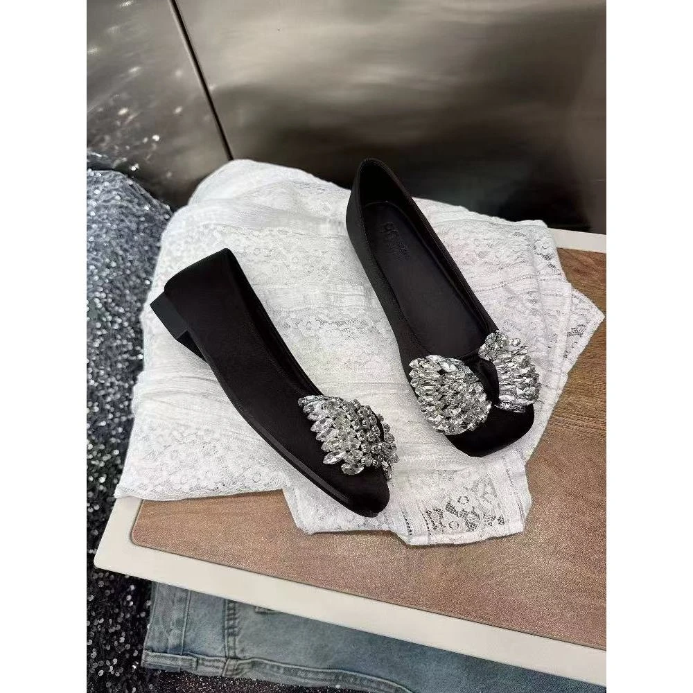 【与然良品】9027-7爆款百搭时尚低帮休闲瓢鞋