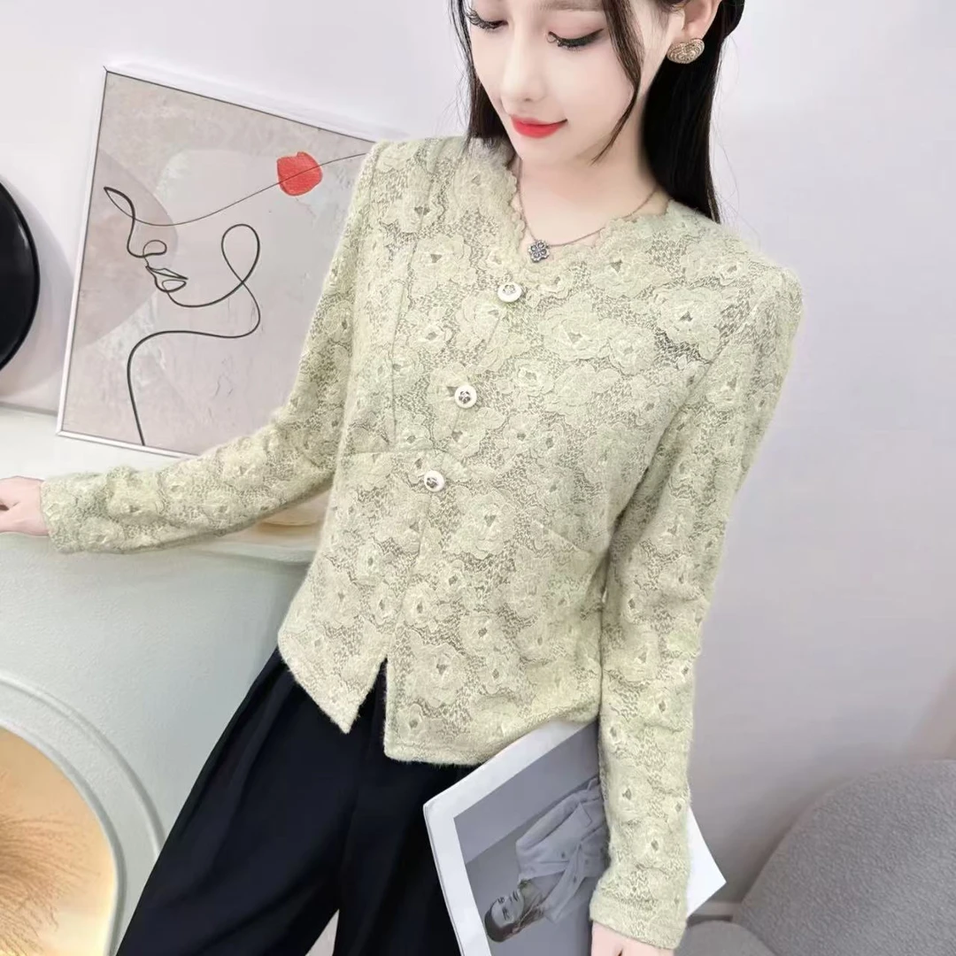 衣长47 新款加绒蕾丝时尚休闲显瘦气质设计感减龄打底衫9011#
