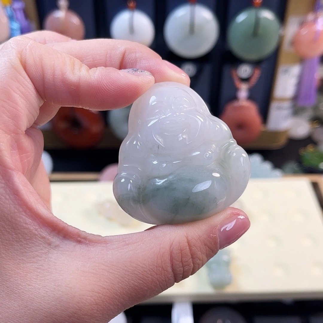 颈饰未镶嵌石英质玉往***梦