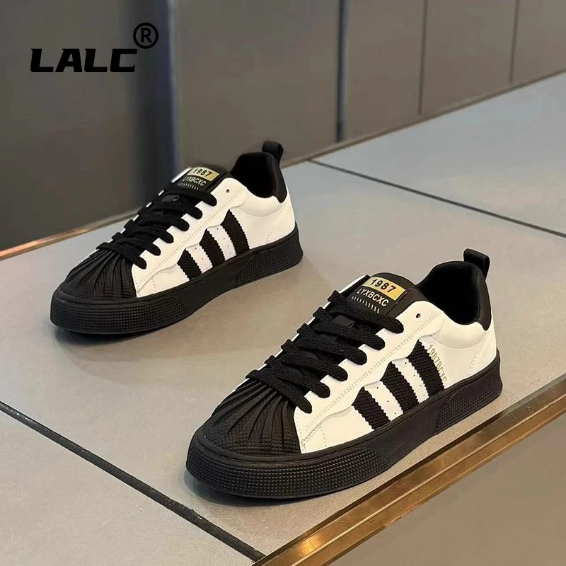 男鞋秋冬保暖2025新款休闲小白鞋子潮鞋韩版百搭男士阿甘运动板鞋