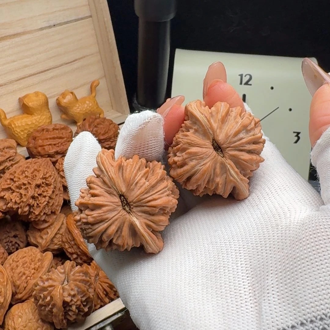 文玩核桃吊坠43楼子A281