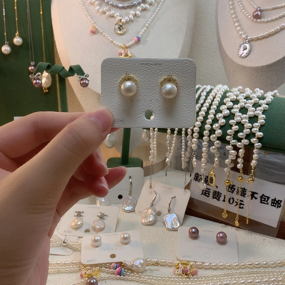 银S925镶嵌淡水珍珠云朵耳钉