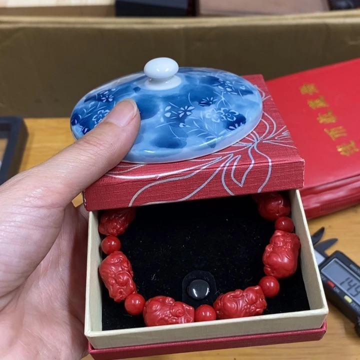 瓷中古工艺品一件