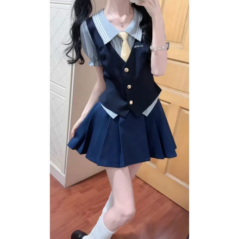 学院套装夏季新款甜美温柔条纹衬衫收腰显瘦马甲搭配百褶裙三件套