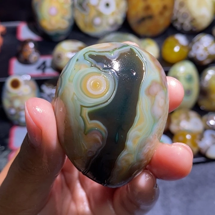 未镶嵌玛瑙/玉髓珠宝奇石
