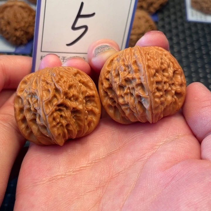 桃核把件38磨盘5。。。