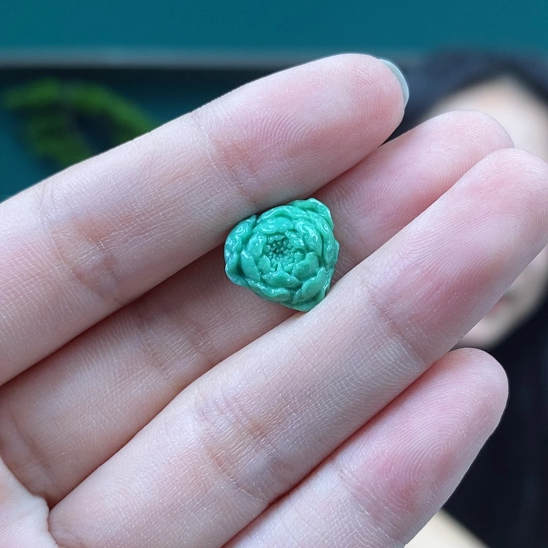 半***窝未镶嵌绿松石珠宝奇石