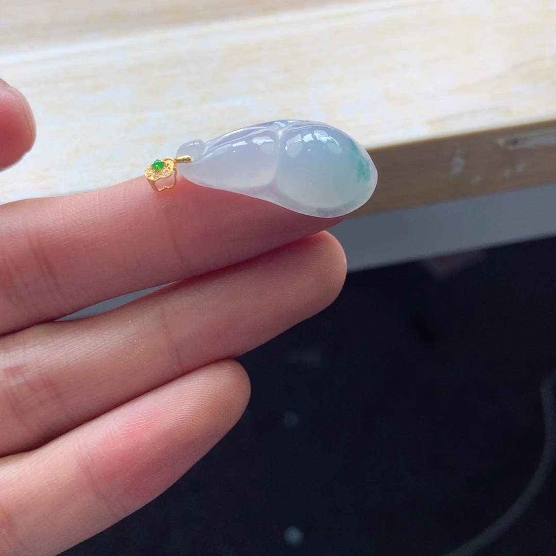 翡翠颈饰18K金镶嵌吊坠