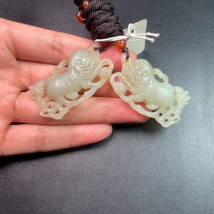 和田玉未镶嵌挂件摆*人