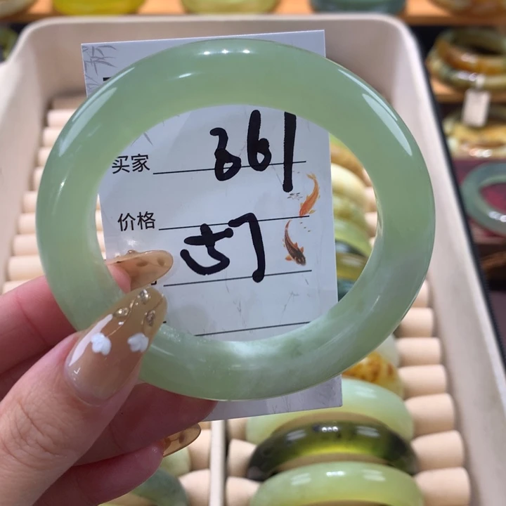 未镶嵌蛇纹石玉手镯