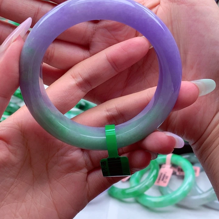 未镶嵌手镯翡翠翡翠