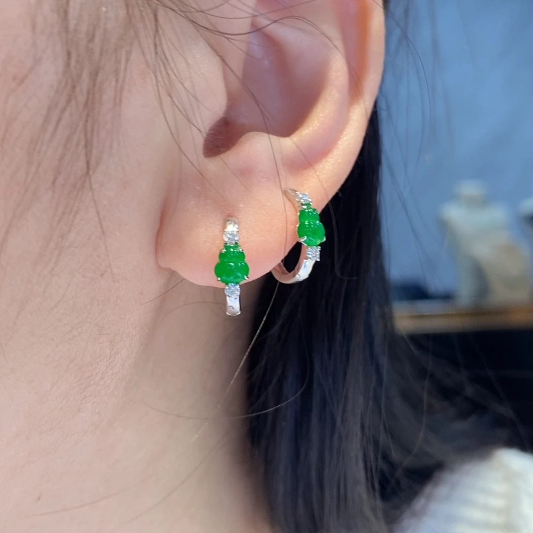 翡翠耳饰18K金镶嵌小葫芦