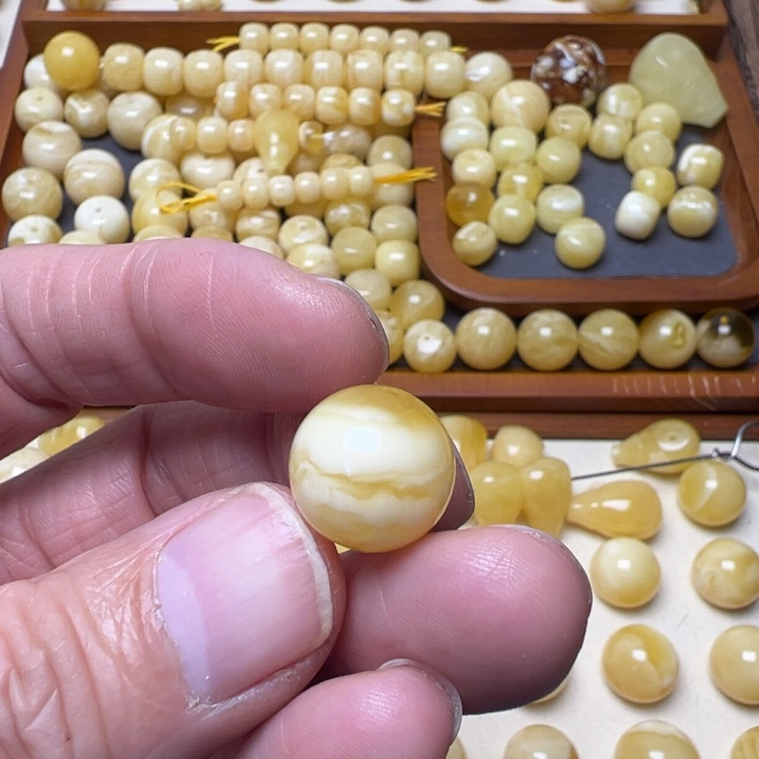 马***财蜜蜡未镶嵌裸石琥珀蜜蜡