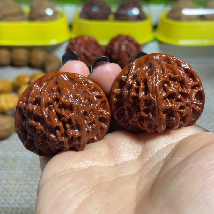 把件桃核40宫灯。