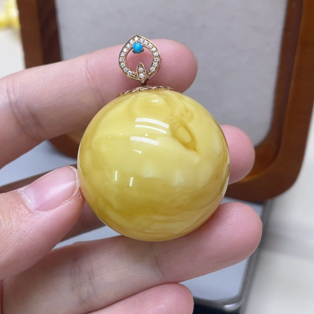 蜜蜡18K金镶嵌吊坠(赠链)18k金镶蜜蜡圆珠