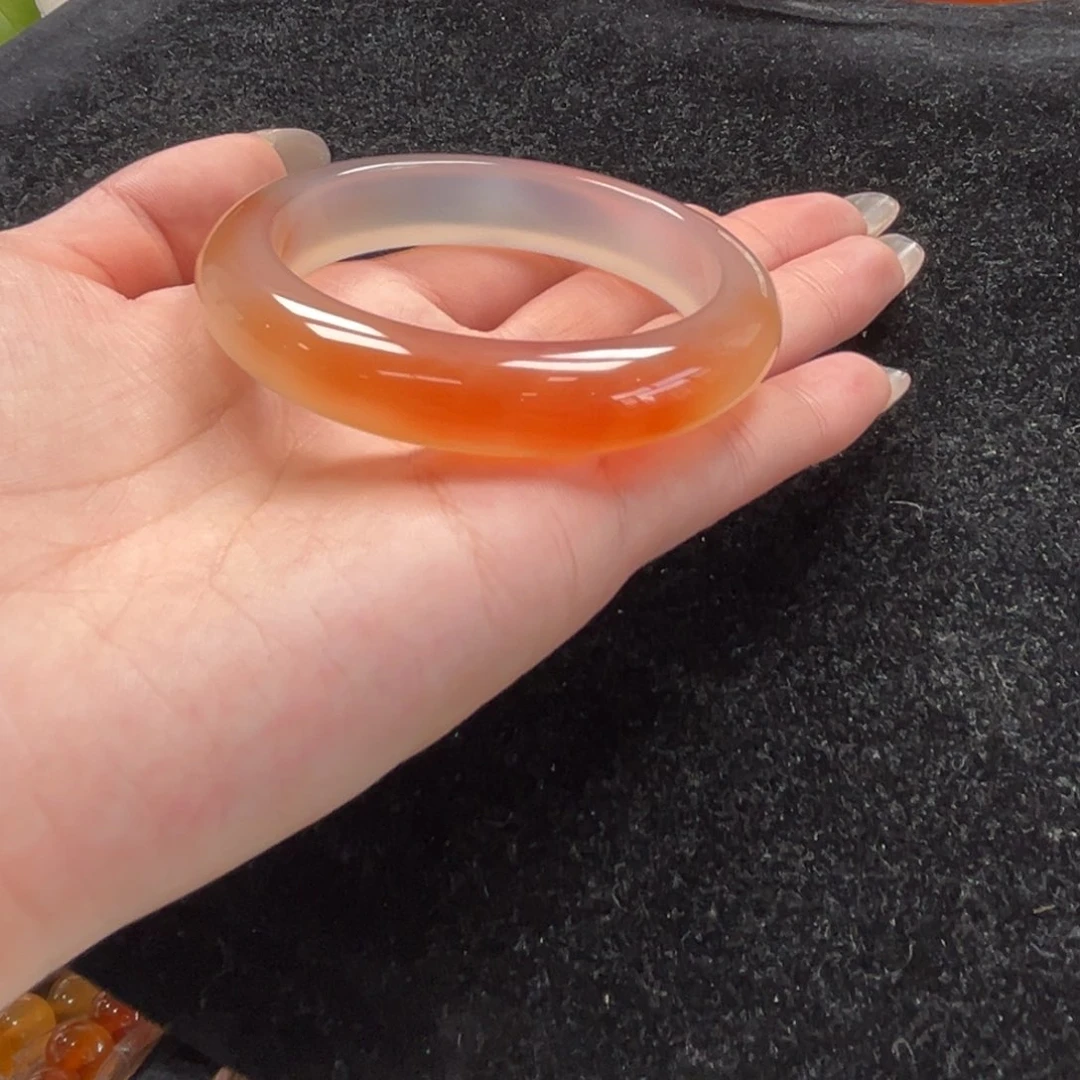 手镯玛瑙/玉髓未镶嵌