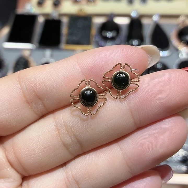 翡翠18K金镶嵌耳饰