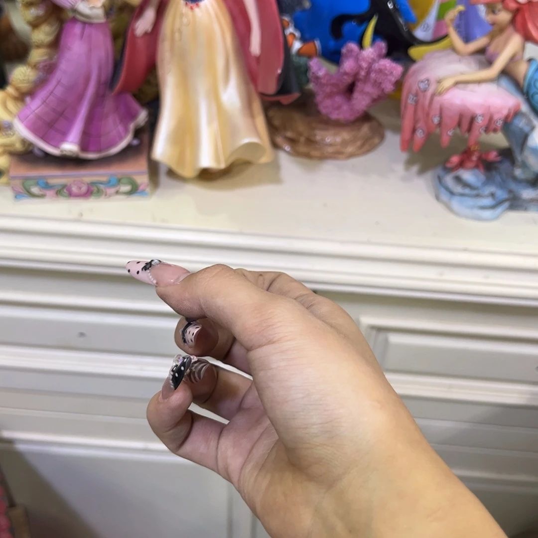 陶瓷树脂摆件不退换