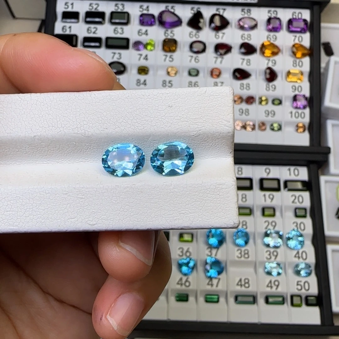 托帕石裸石7*9mm 多样性随机发一颗