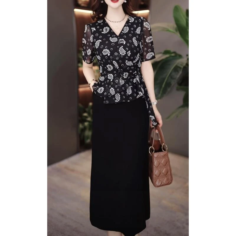 【连衣裙】2025夏季新款洋气时尚显瘦修身气质遮肚裙子连衣裙