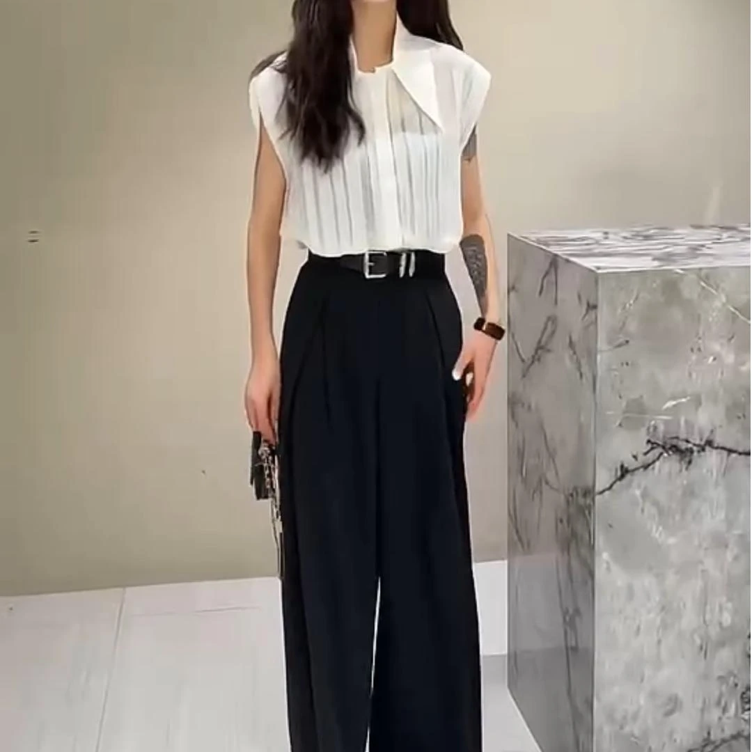 8826无袖下摆抽绳翻领小衫宽松显瘦时尚百搭夏季女上衣黑色白色