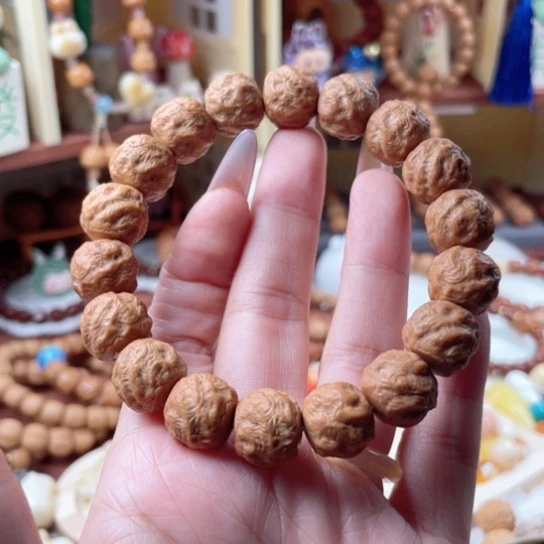 猴头核桃手串龙蛇之变