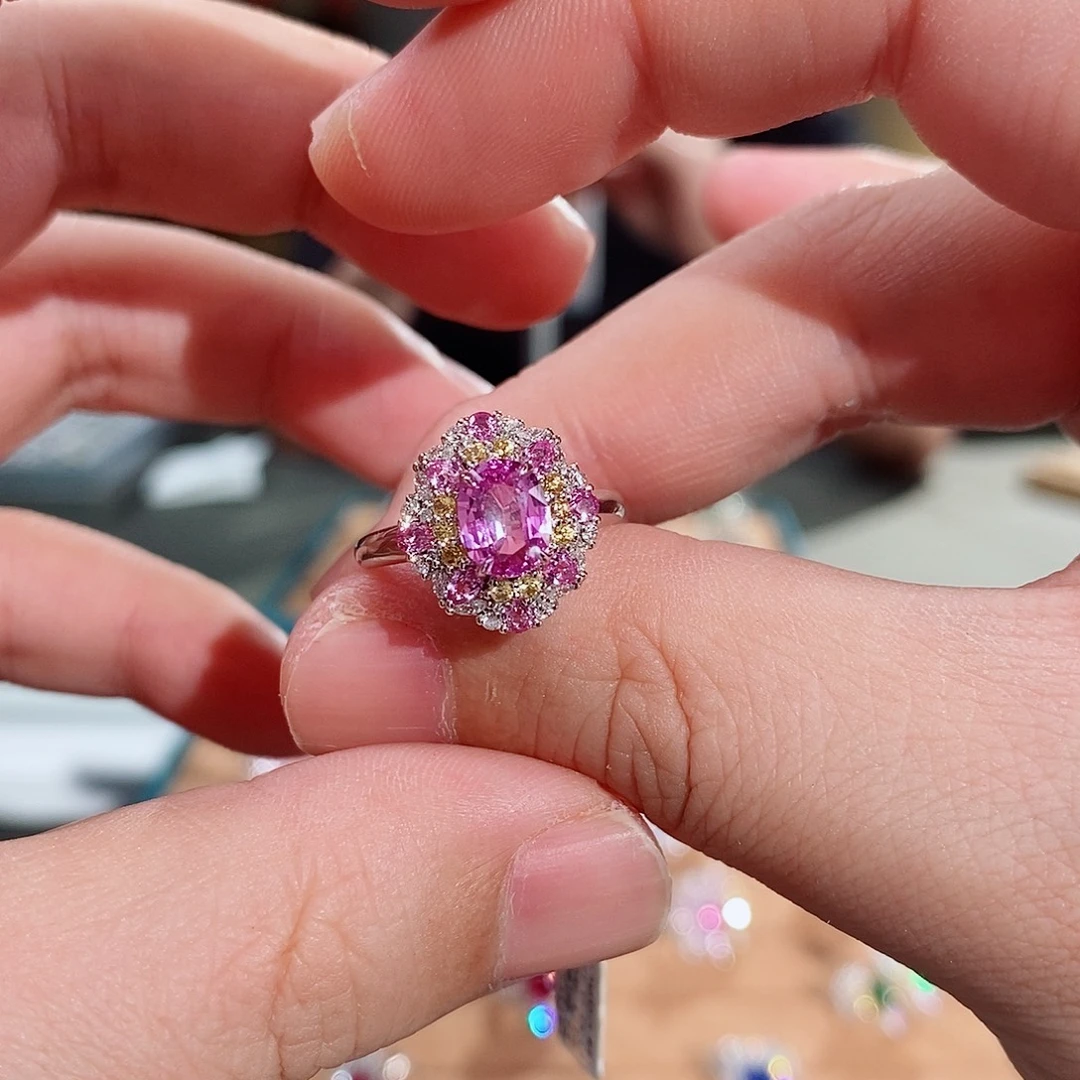 戒指彩色蓝宝石18K金镶嵌GRC无烧帕帕拉恰1.30ct