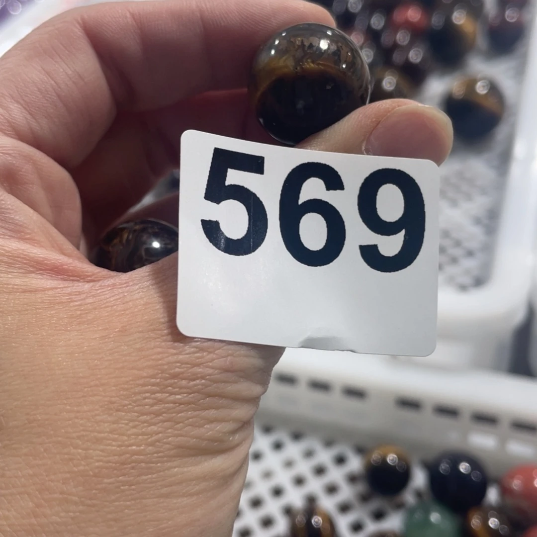 水晶未镶嵌珠宝半成品1