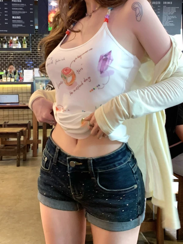 Suuuicee 辣妹封神裤 性感低腰烫钻翻边牛仔短裤女小个子热裤