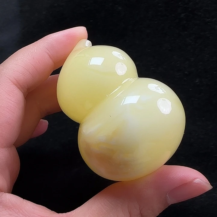 未镶嵌蜜蜡珠宝奇石