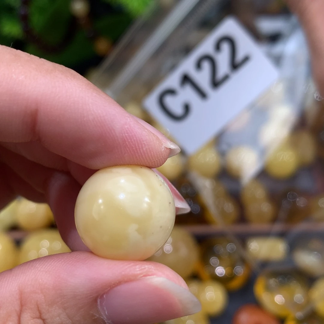 未镶嵌琥珀珠宝奇石16.6