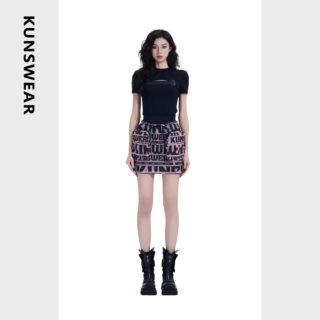 KUNSWEAR/琨丝薇尔25SU 时尚性感镂空拼接T恤短袖上衣 834004050