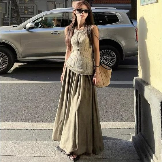 2025年夏季新款套装女温柔甜妹无袖镂空修身背心高腰半身裙两件套