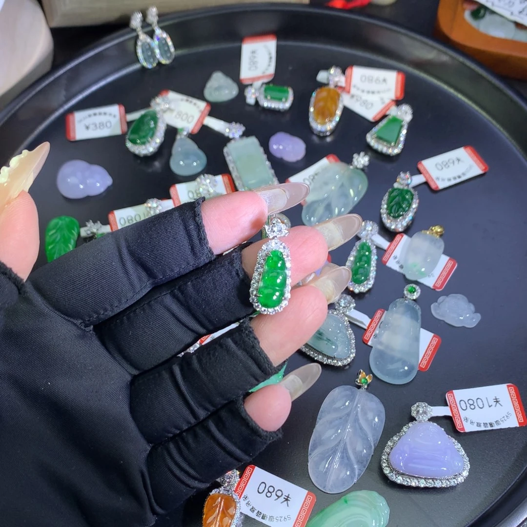 翡翠银S925镶嵌吊坠(不含链)绿豆