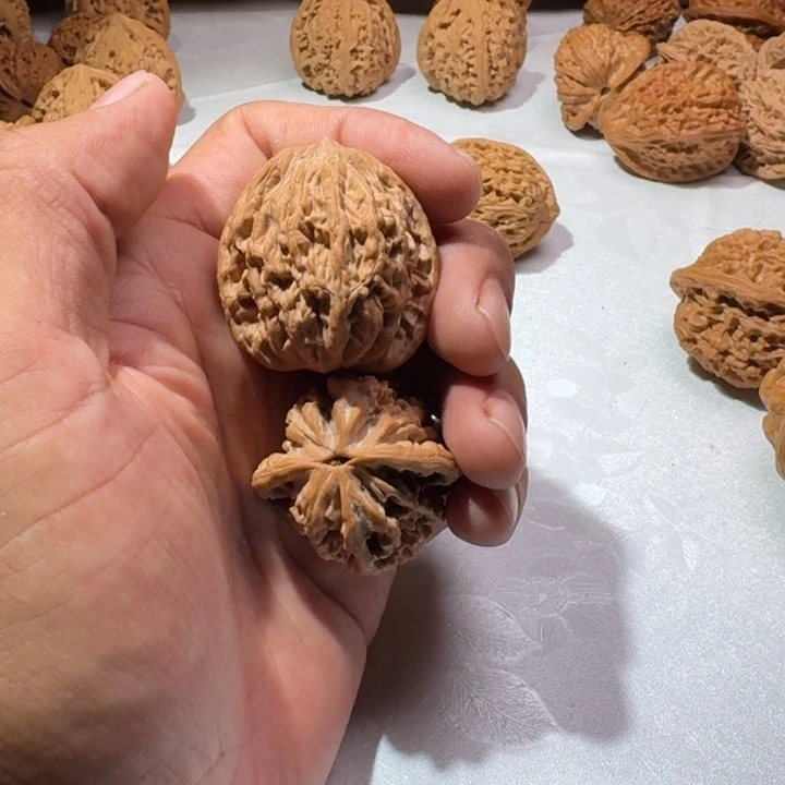 悠***法吊坠文玩核桃虎头