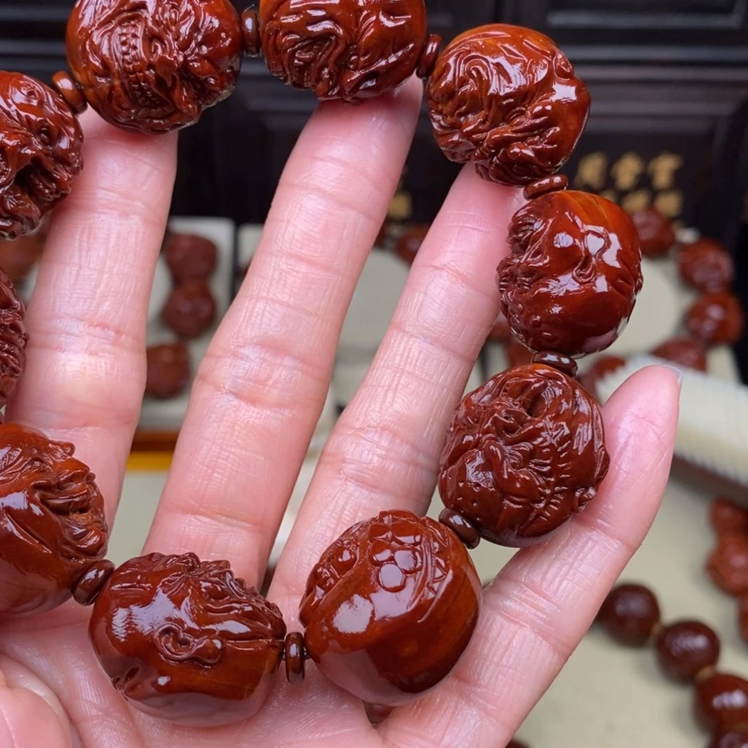 一***鼎橄榄核吊坠恶僧恶僧