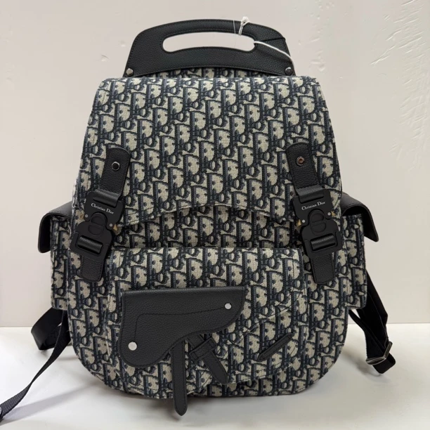 99新 DIOR/迪奥 23年新款熊猫色双肩包2192